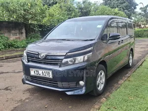 Toyota Voxy X 2WD 8-Seater 2016 Black