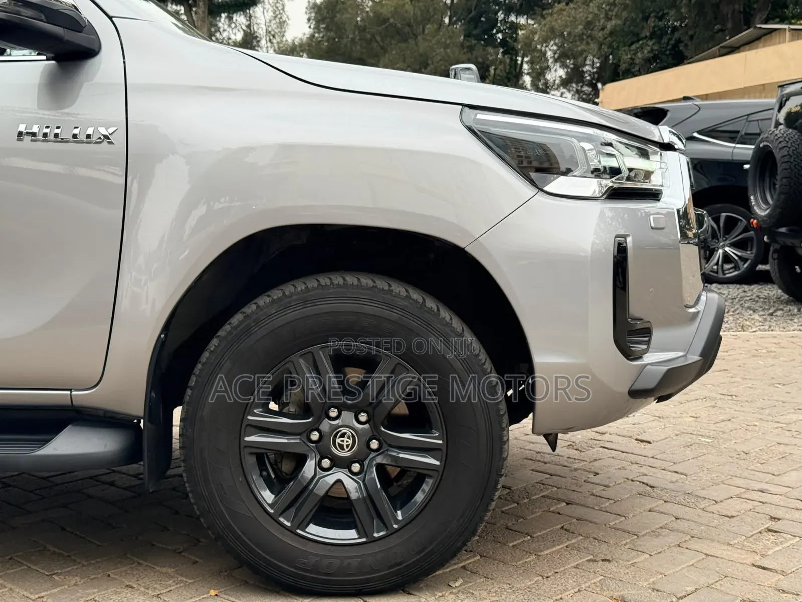 Toyota Hilux 2021 Silver