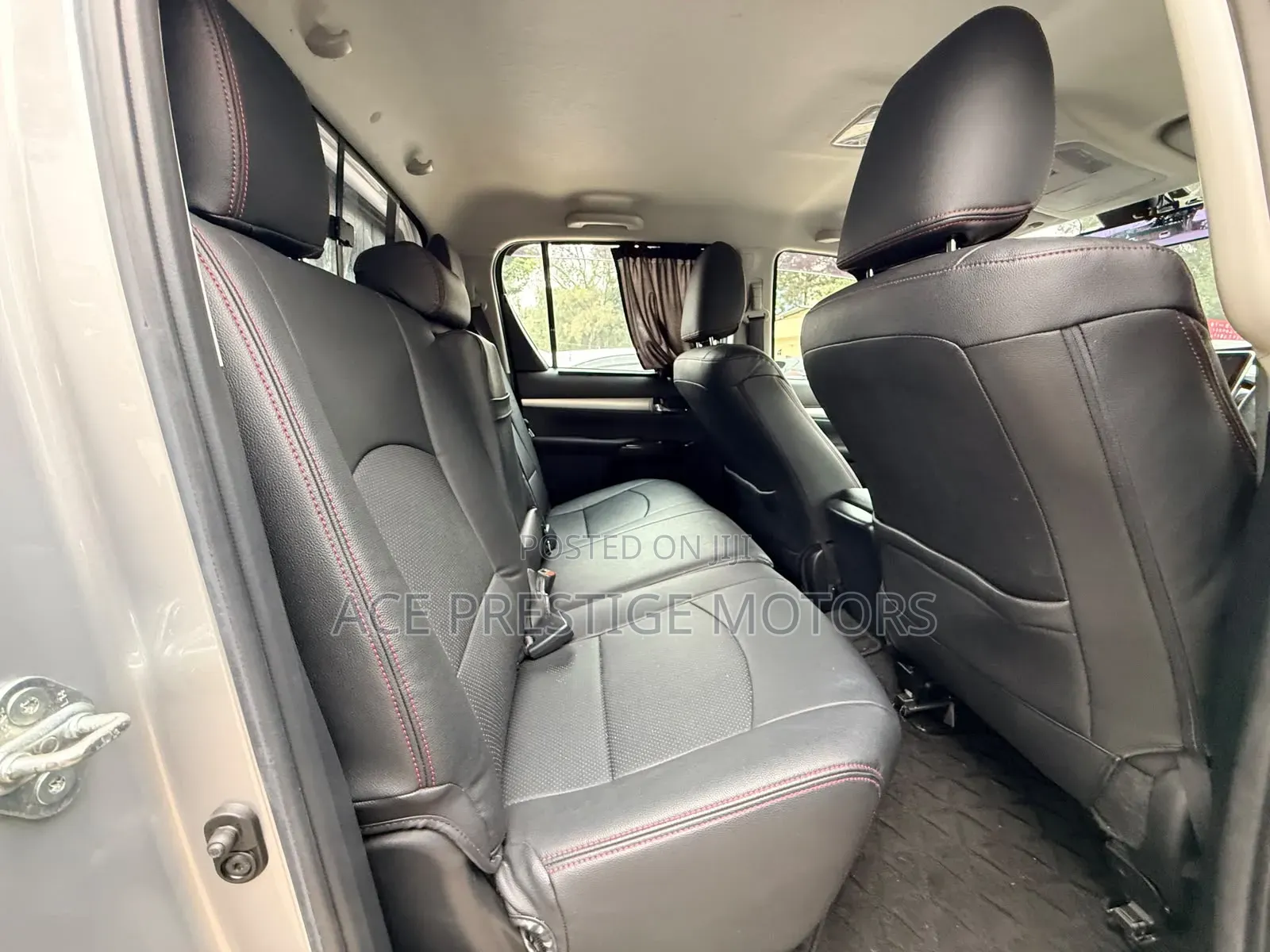 Toyota Hilux 2021 Silver