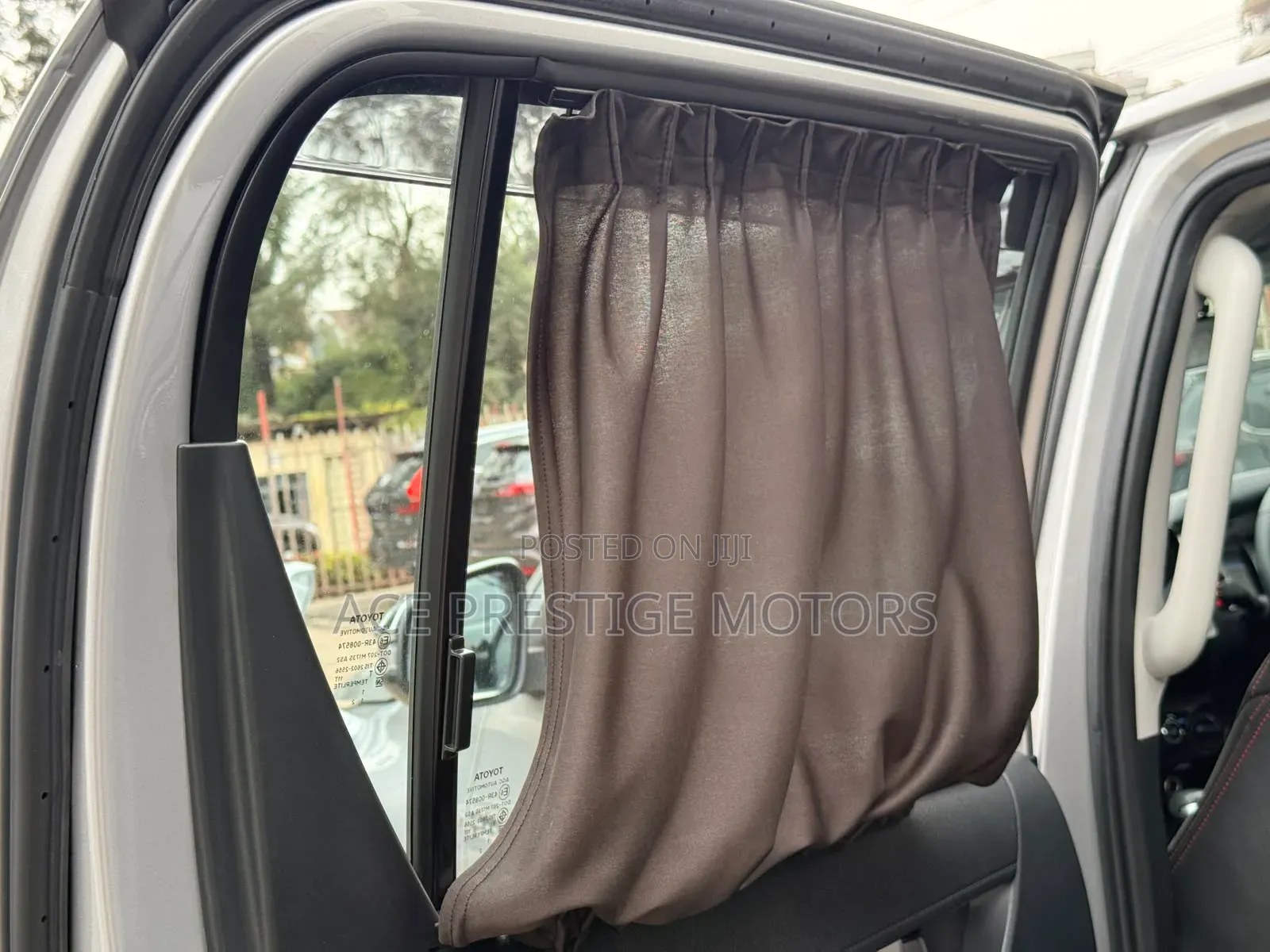 Toyota Hilux 2021 Silver