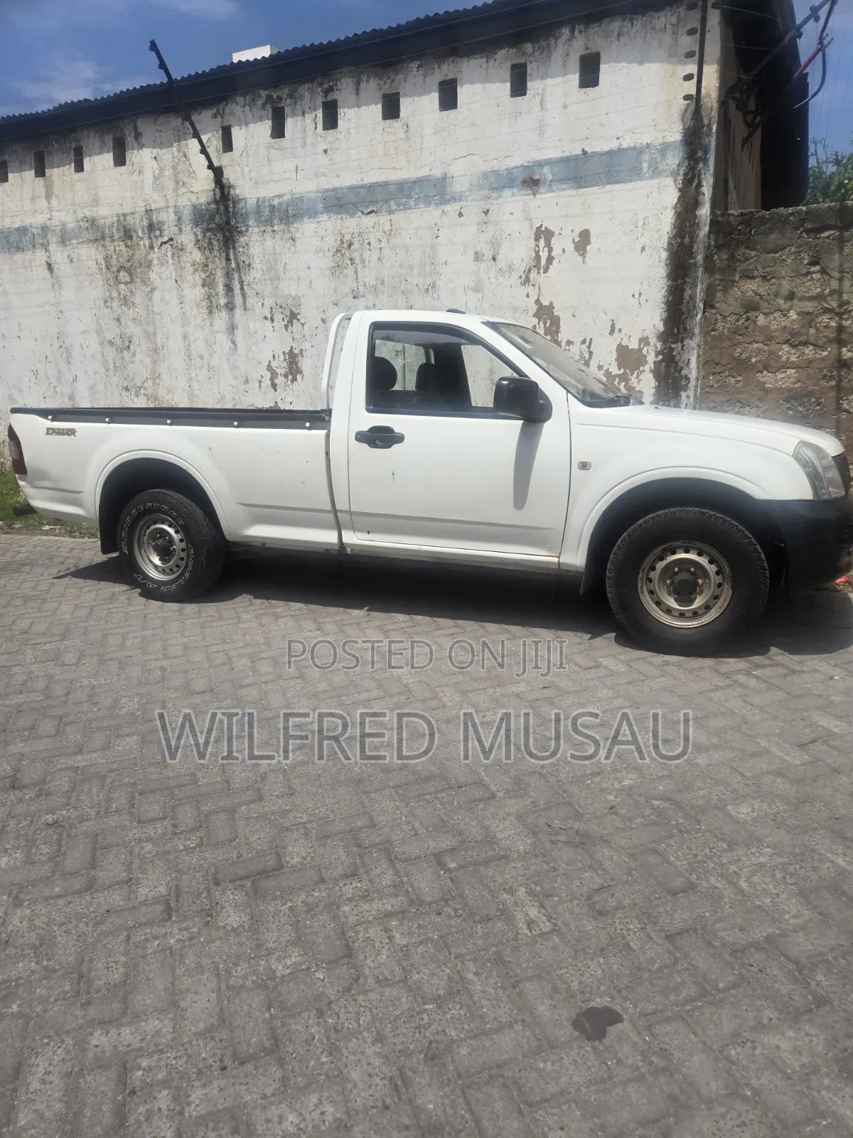 Isuzu D-MAX 2010 White