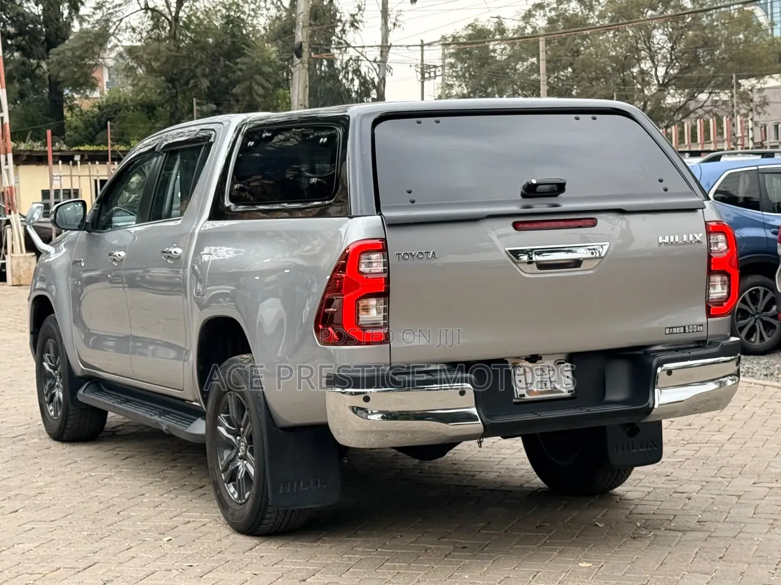 Toyota Hilux 2021 Silver