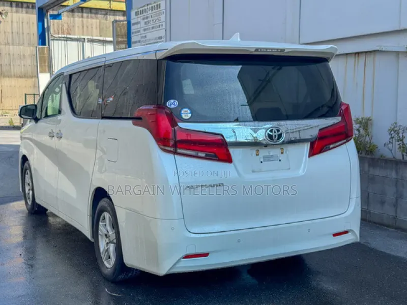 Toyota Alphard 2020 White