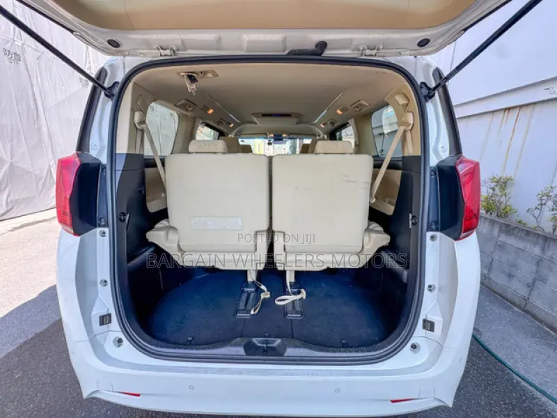 Toyota Alphard 2020 White