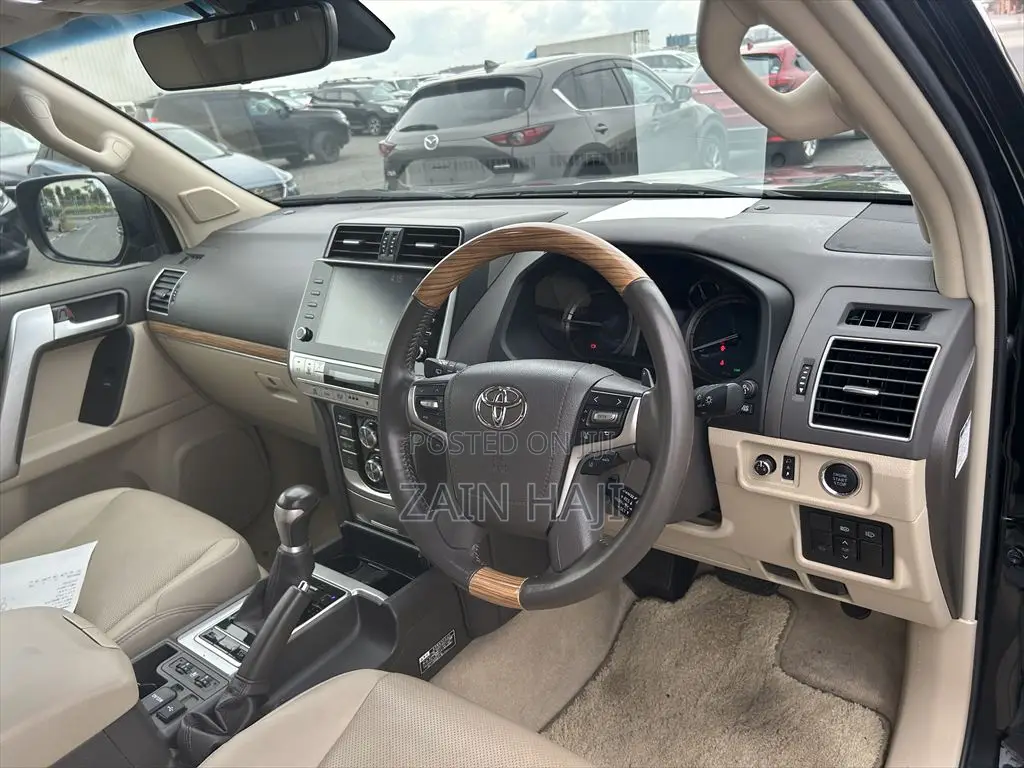 Toyota Land Cruiser Prado 2020 Black