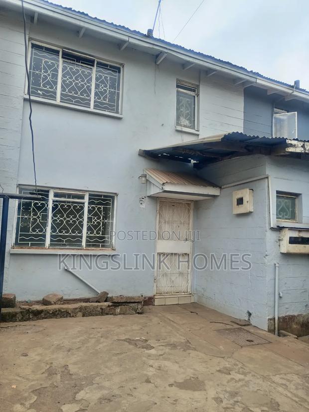 3bdrm Maisonette in Nairobi West, Madaraka for rent