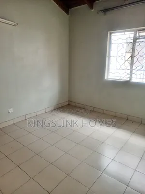 3bdrm Maisonette in Nairobi West, Madaraka for rent