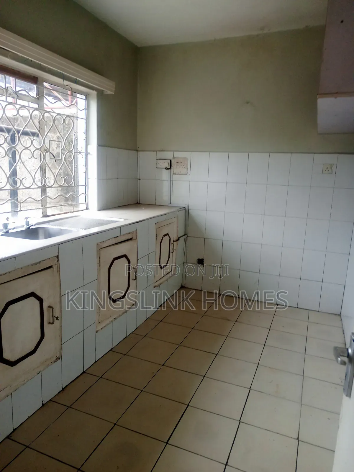 3bdrm Maisonette in Nairobi West, Madaraka for rent