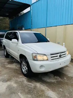 Toyota Kluger 2003 White