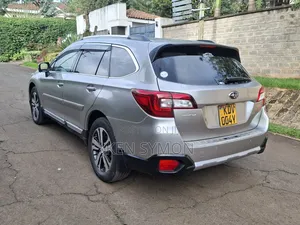 Subaru Outback 2.5i Premium AWD 2018 Gold