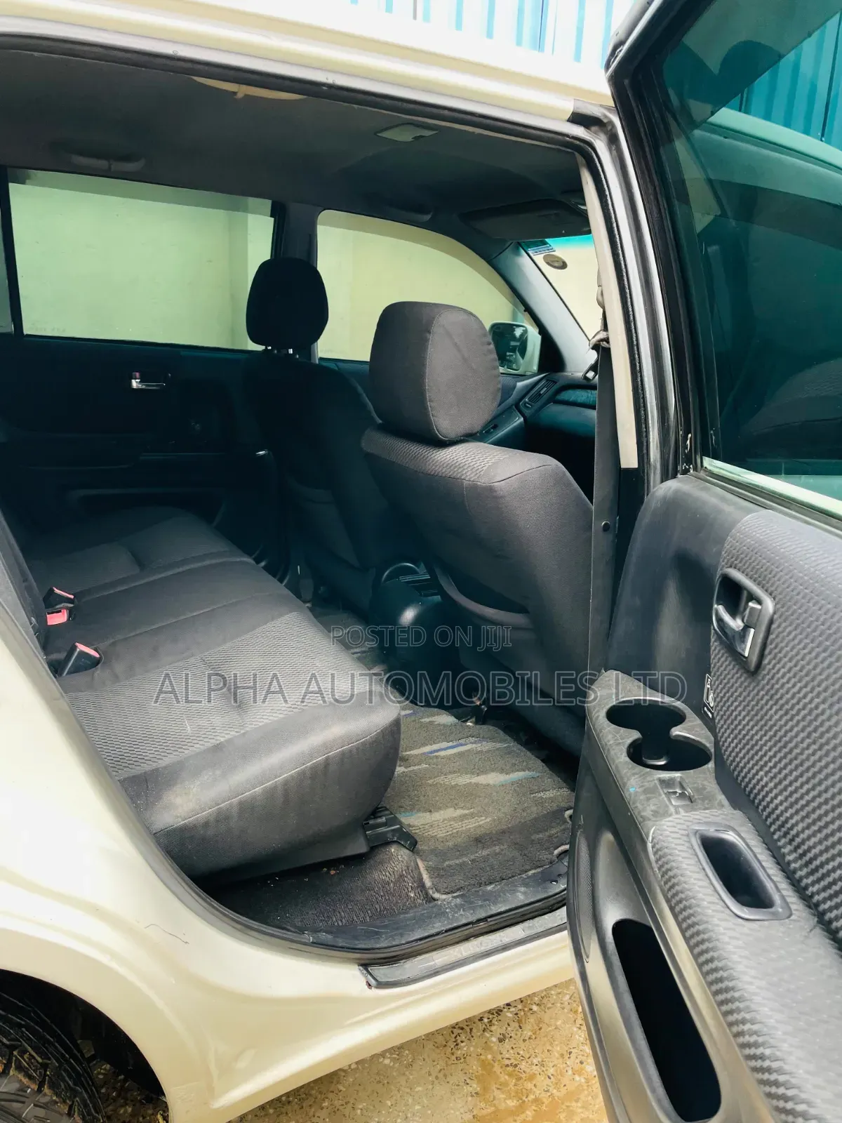 Toyota Kluger 2003 White