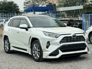 Toyota RAV4 2020 White