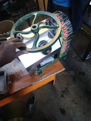 Manual Sugarcane Machine.