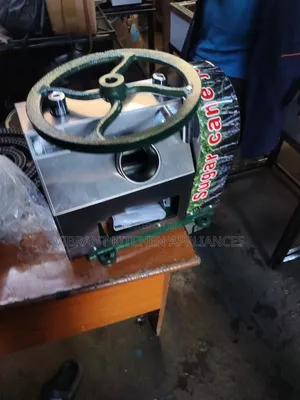 Manual Sugarcane Machine.