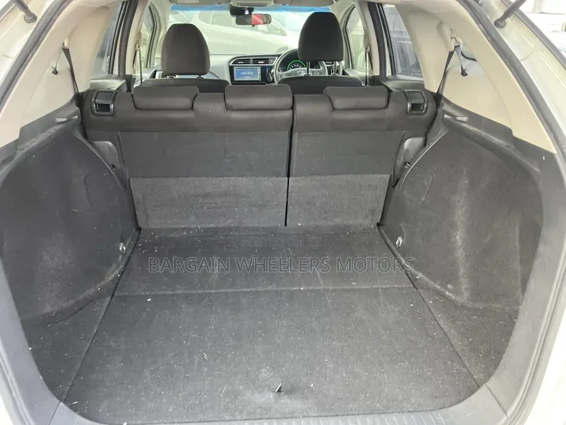 Honda Fit Shuttle 2019 White