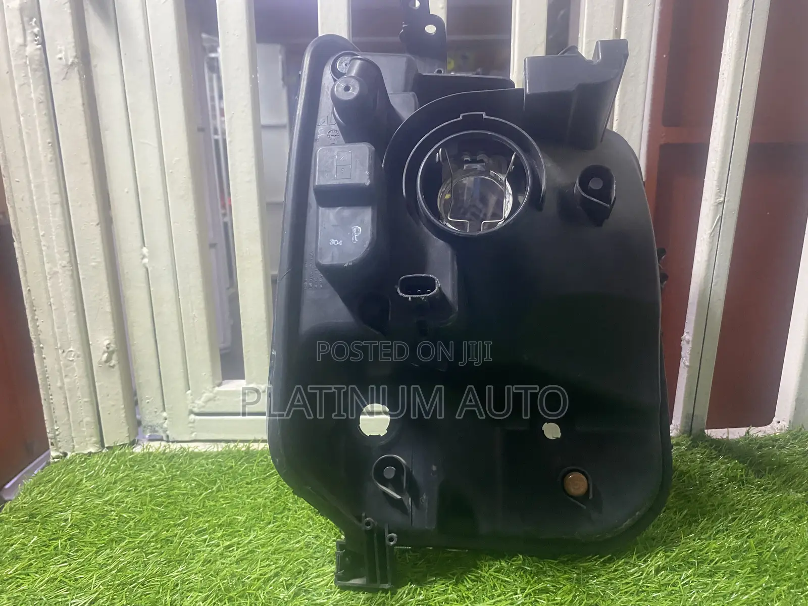 Headlight Suzuki Every 2015