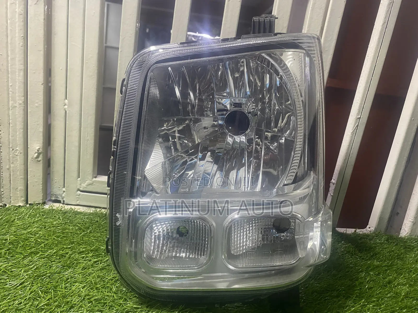 Headlight Suzuki Every 2015