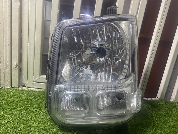 Headlight Suzuki Every 2015