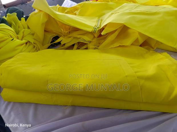 Plain Yellow Aprons - thumbnail 2