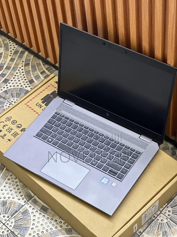 Laptop HP ZBook Studio G5 64GB Intel Core i9 SSD 512GB - thumbnail 6