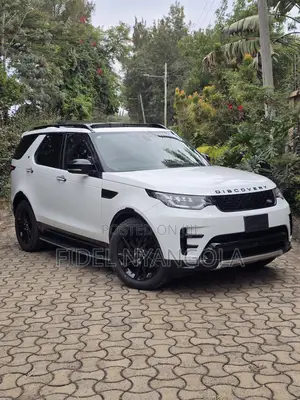 Land Rover Discovery 2019 White