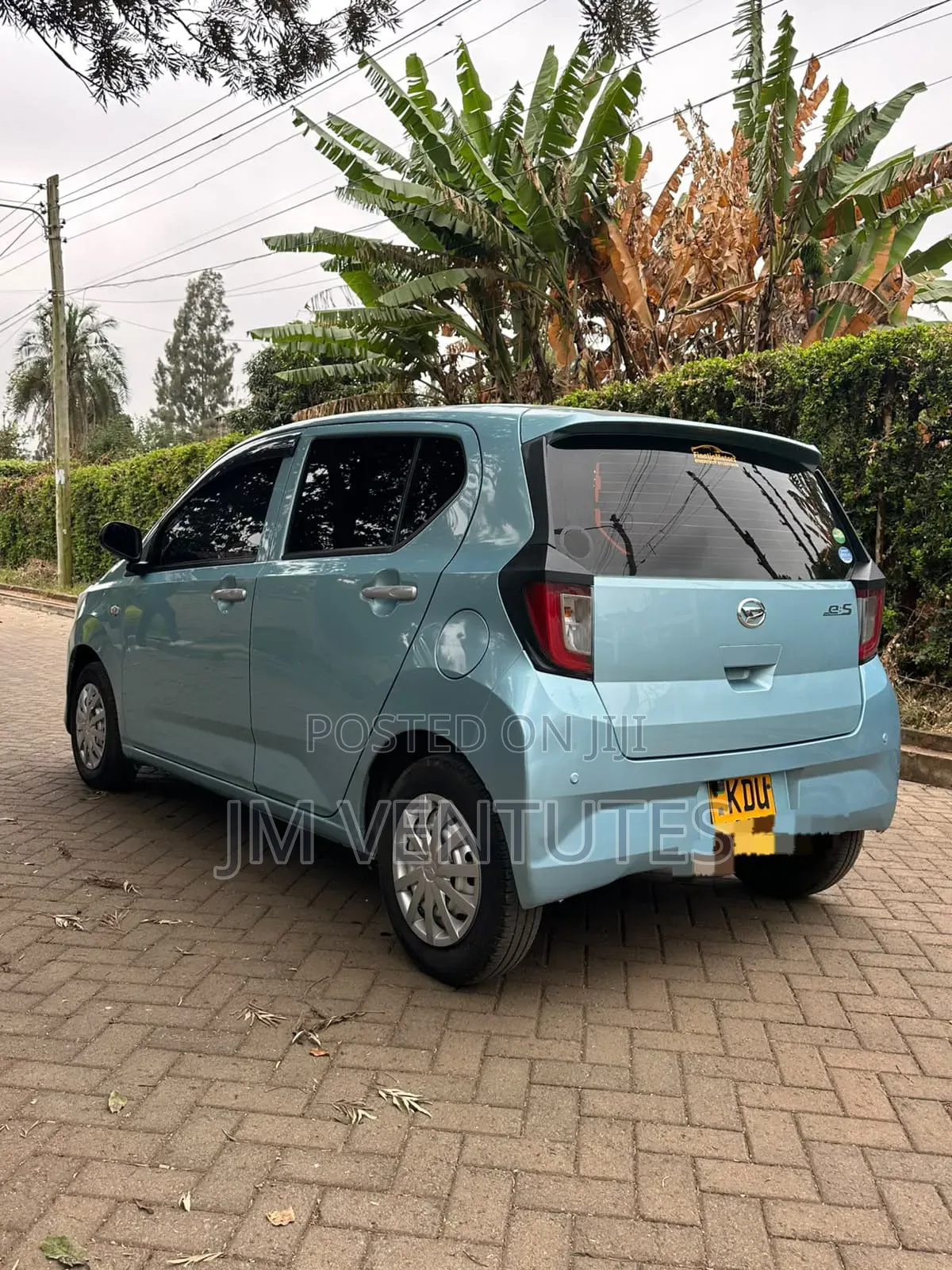 Daihatsu Mira 2018 Blue