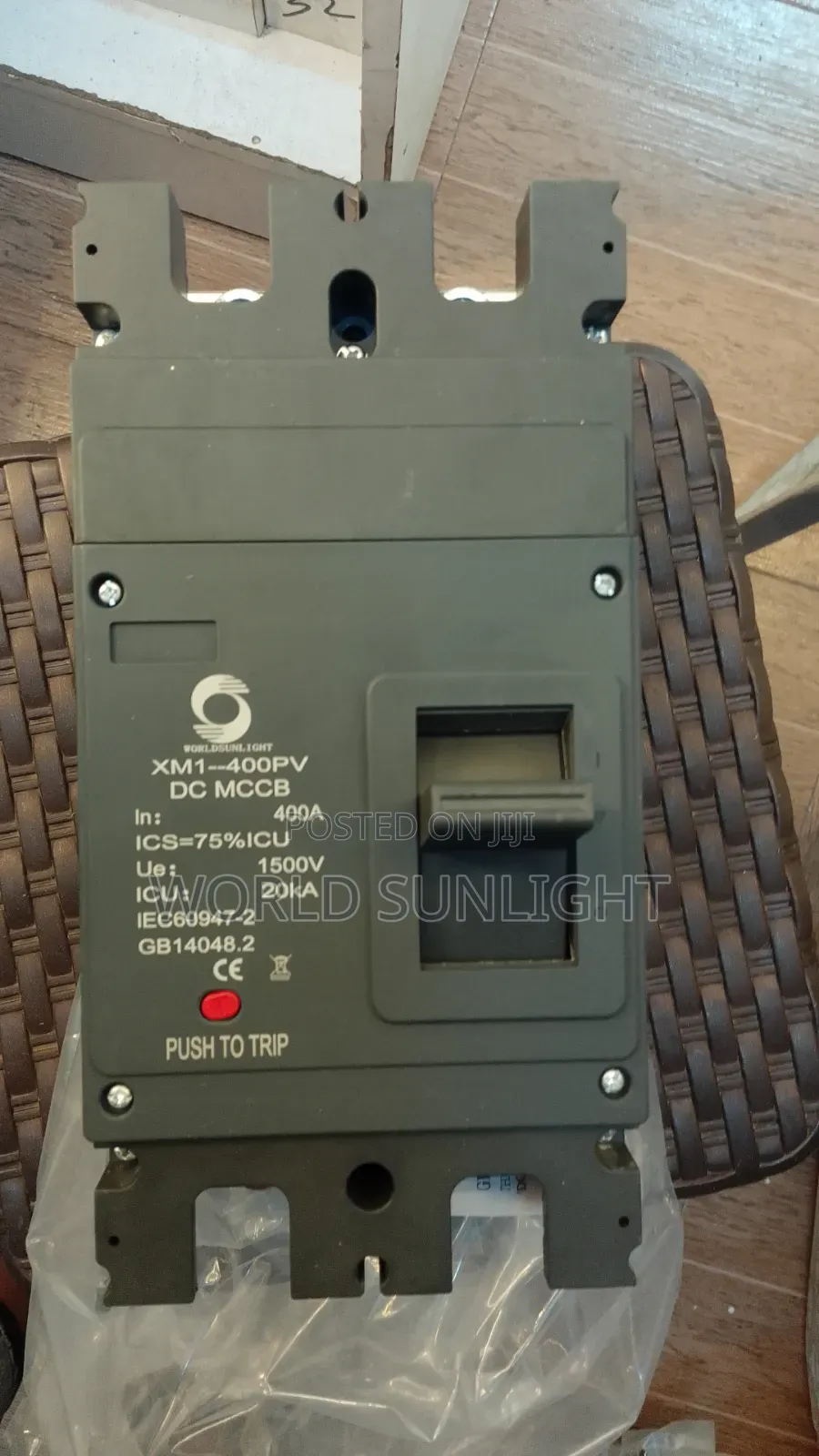 DC 400A Moulded Case Circuit Breaker (MCCB)
