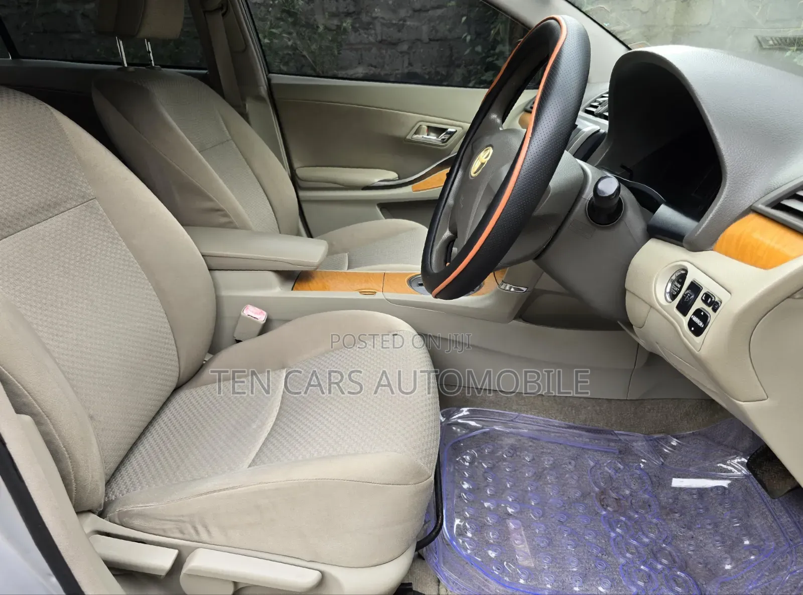 Toyota Premio 2011 Silver