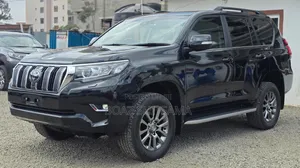 Toyota Land Cruiser Prado 2019 Black