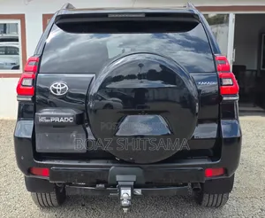 Toyota Land Cruiser Prado 2019 Black