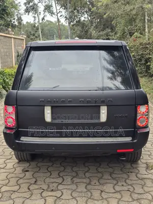Car 2010 Black