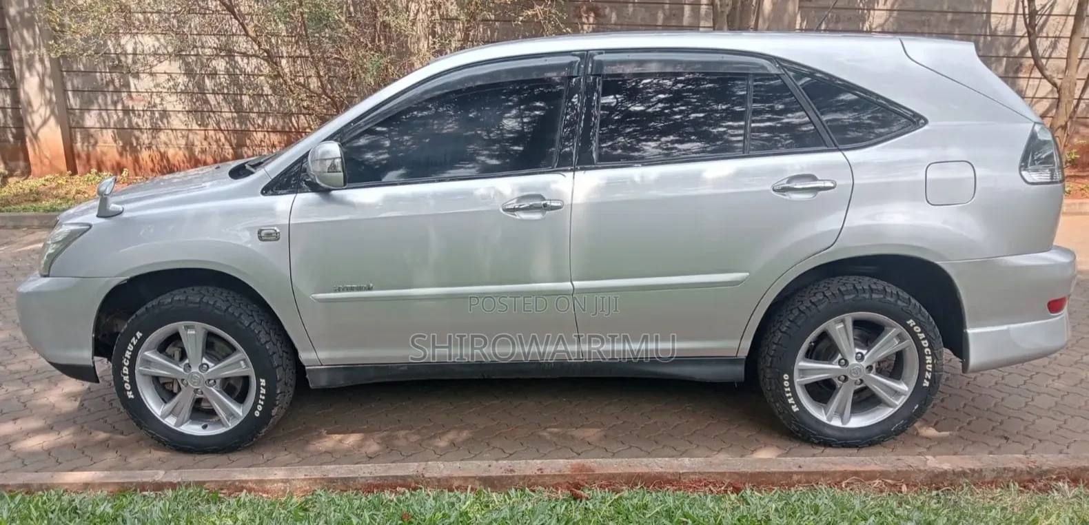 Toyota Harrier 2012 Silver