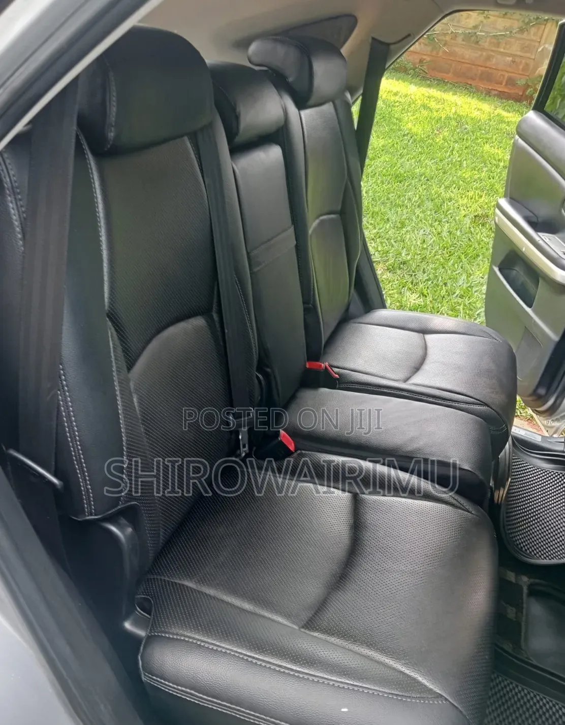 Toyota Harrier 2012 Silver
