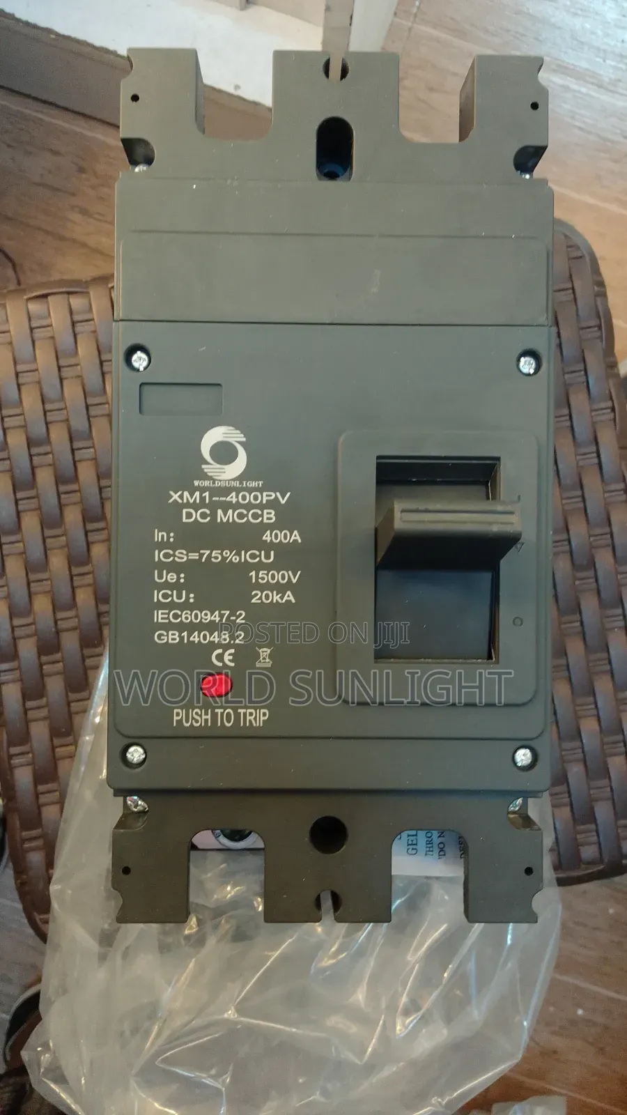 DC 400A Moulded Case Circuit Breaker (MCCB)