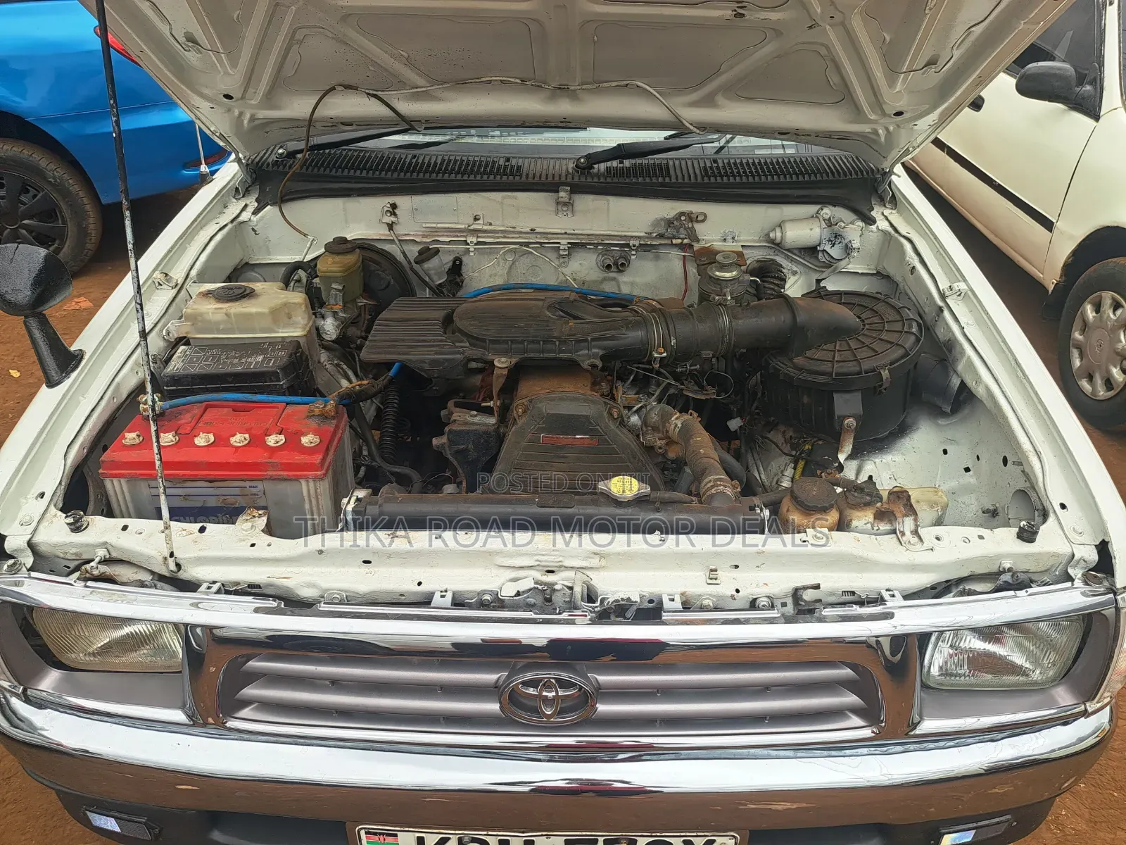 Toyota Hilux 2003 White