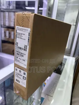 New Laptop HP EliteBook 840 G10 16GB Intel Core i7 SSD 512GB