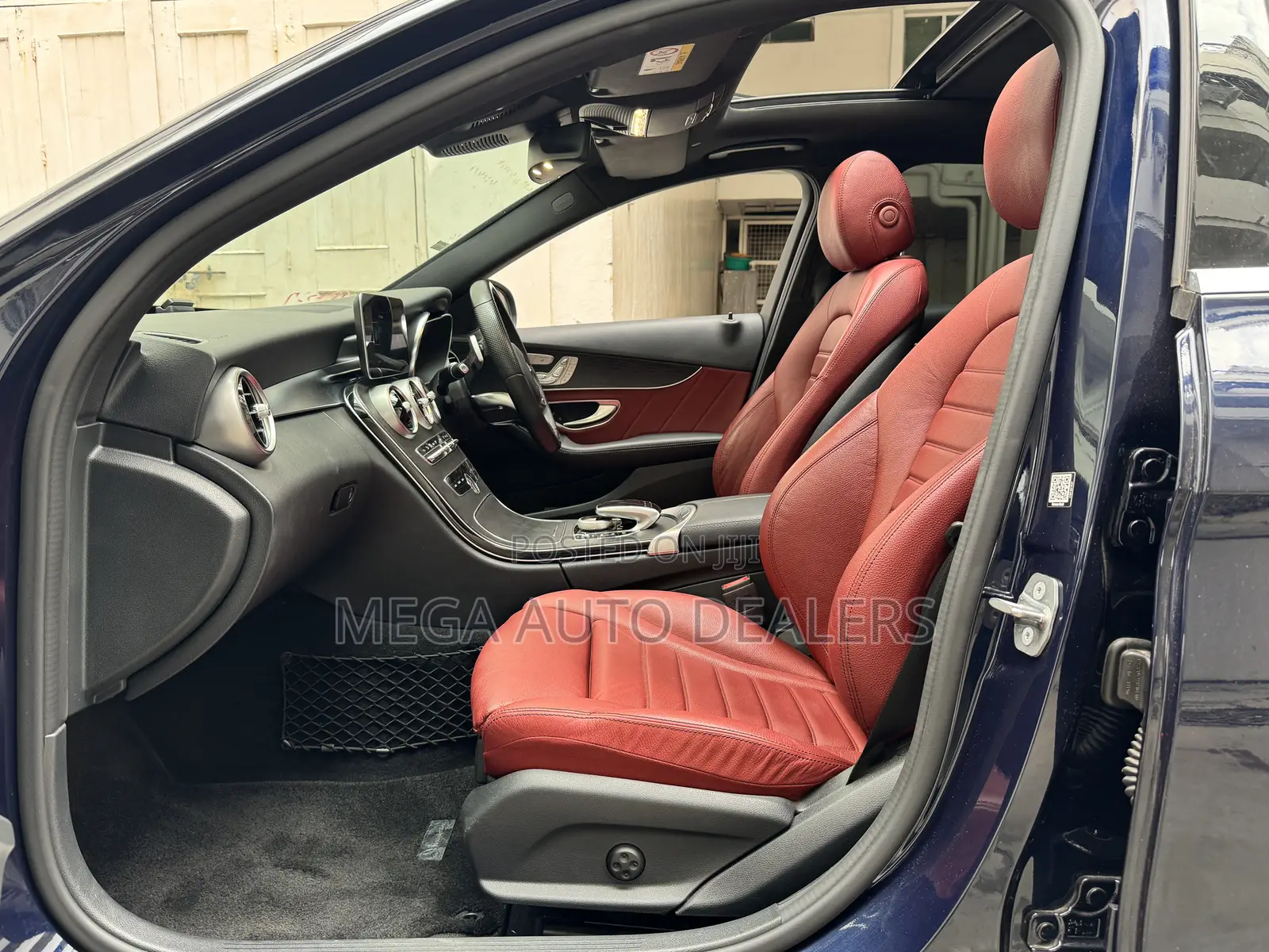Mercedes-Benz C200 2019 Blue