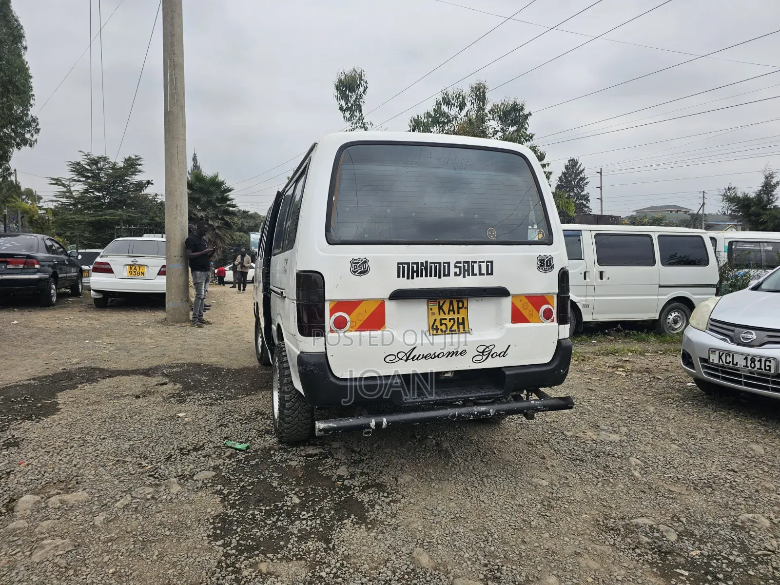 Toyota HiAce 2003 White