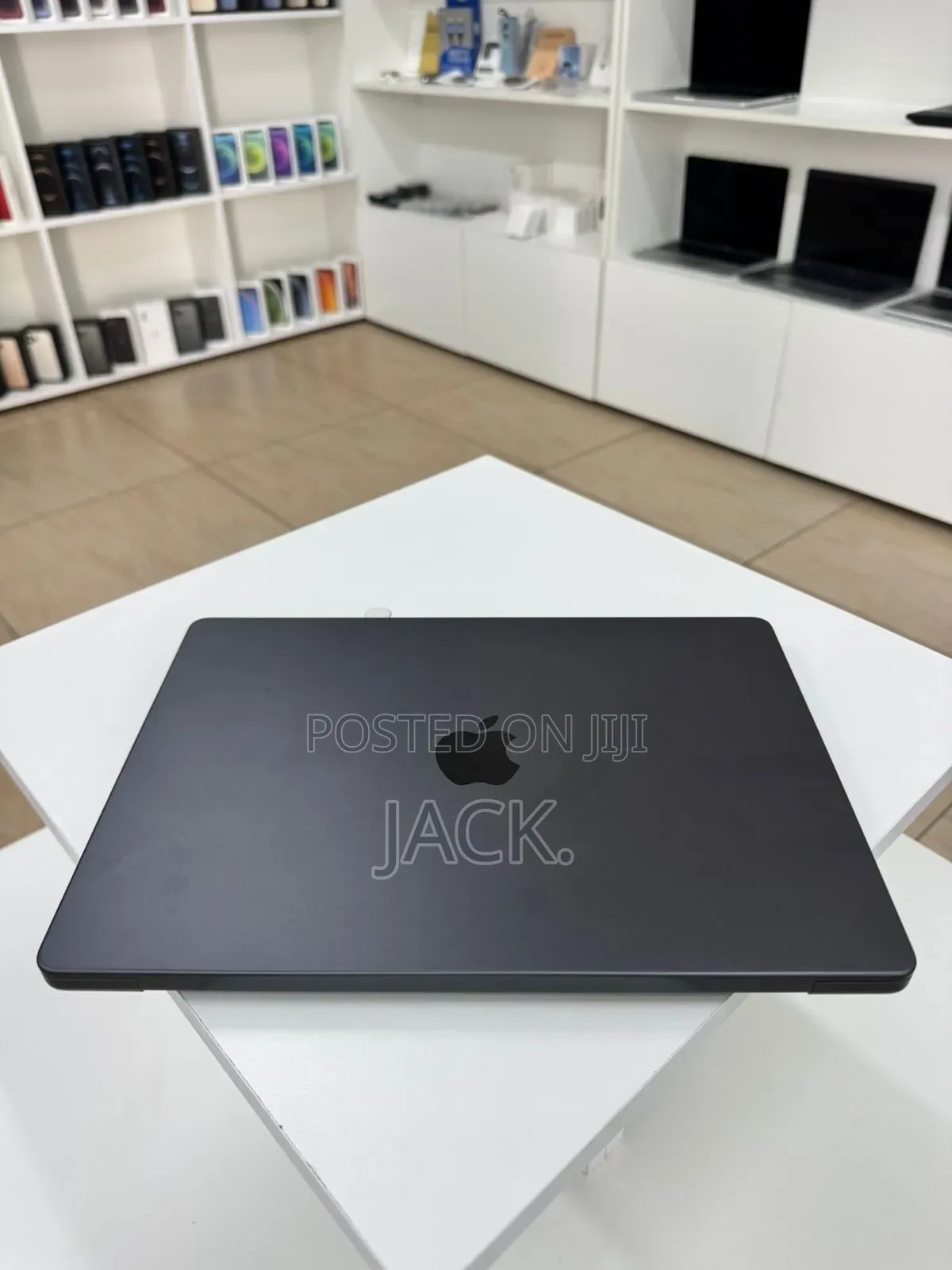 Laptop Apple MacBook Pro 2024 M4 Pro 24GB Apple M4 Pro SSD 1T