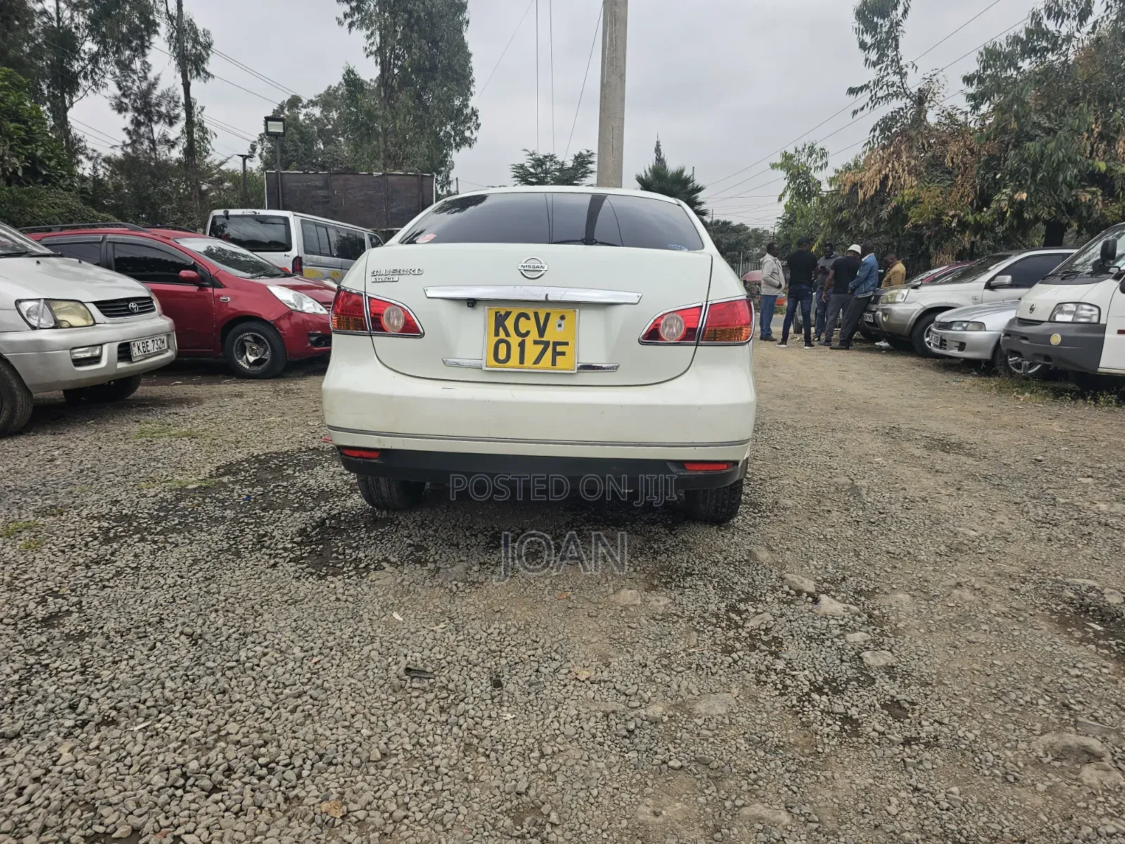 Nissan Bluebird 2012 White