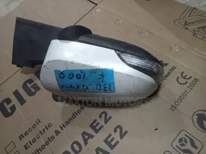 Toyota Vitz Jewella Sidemirror