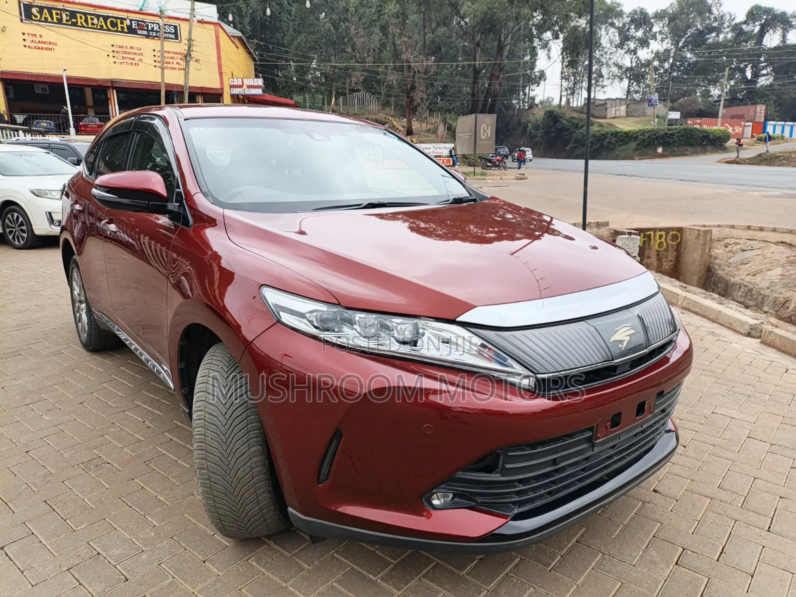 Toyota Harrier 2019 Maroon