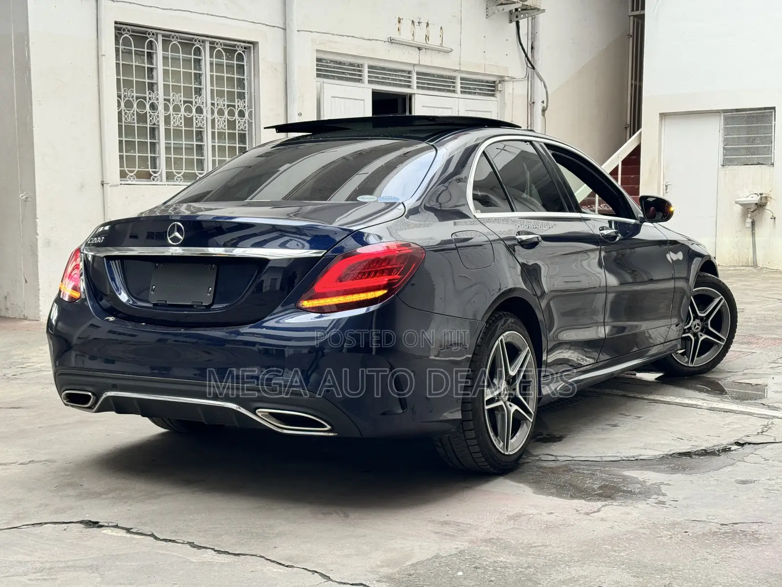 Mercedes-Benz C200 2019 Blue