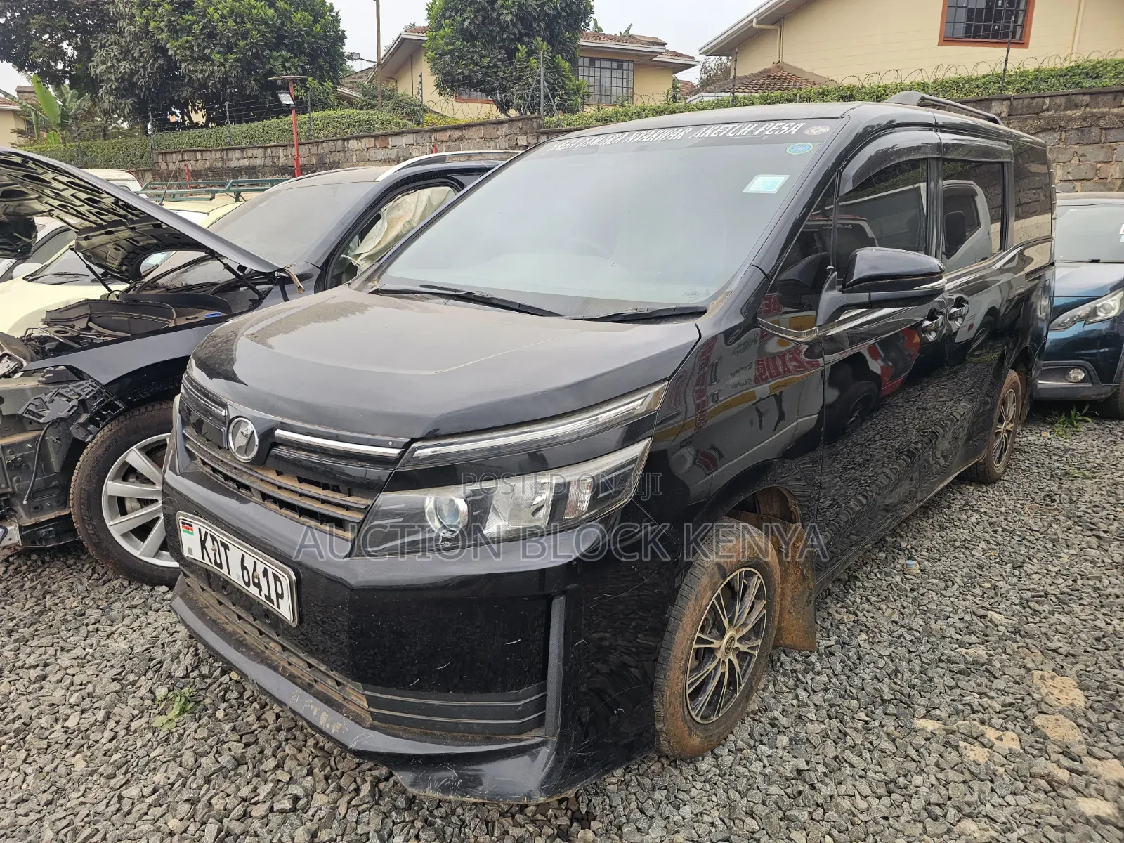 Toyota Voxy 2017 Black