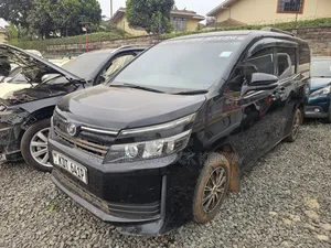 Toyota Voxy 2017 Black