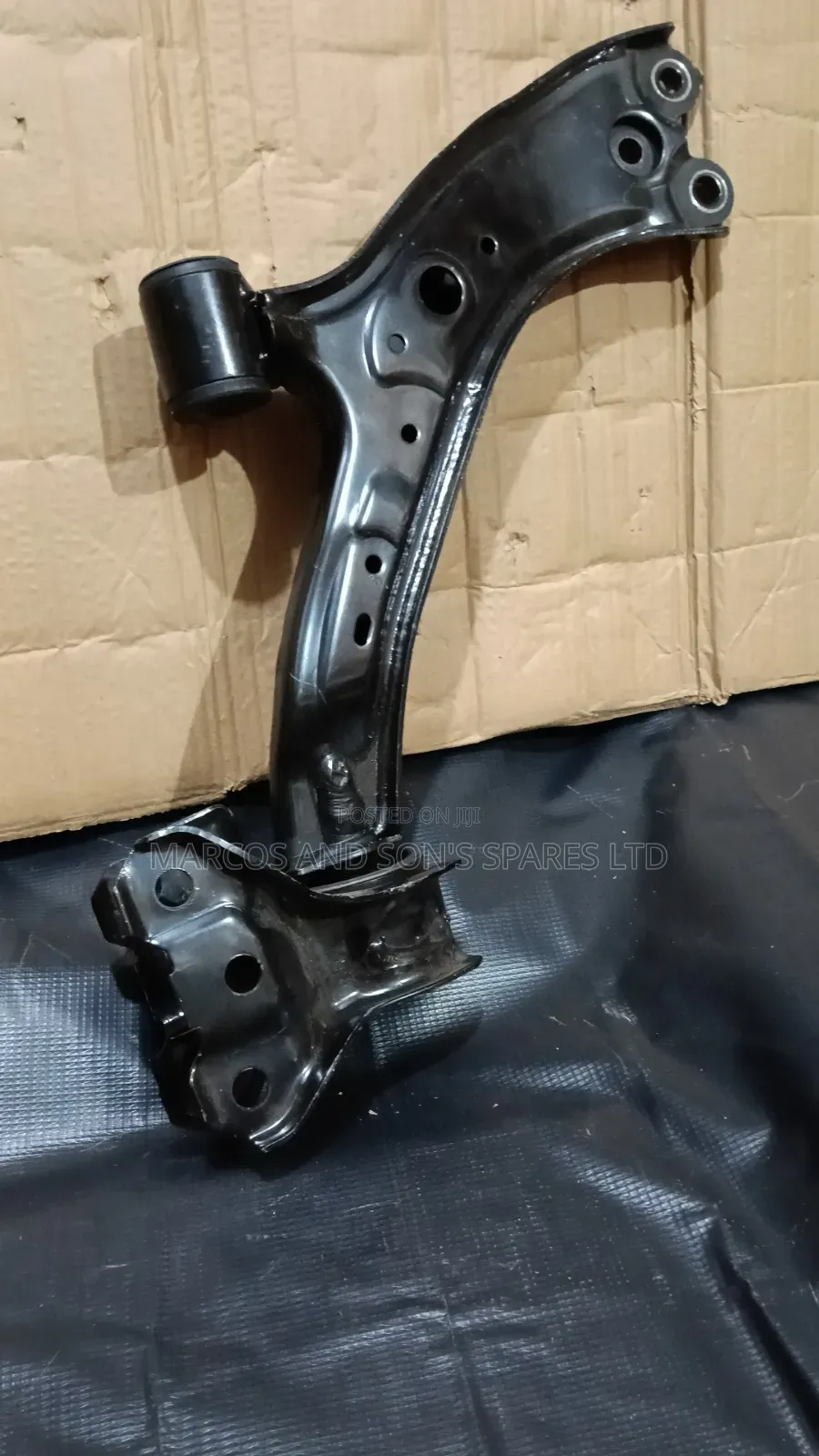Control Arm Honda CRV Re3,re4,re5