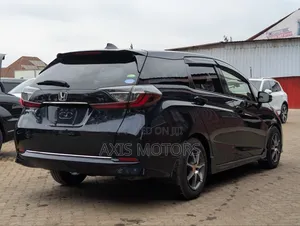 Honda Fit Shuttle 2019 Blue