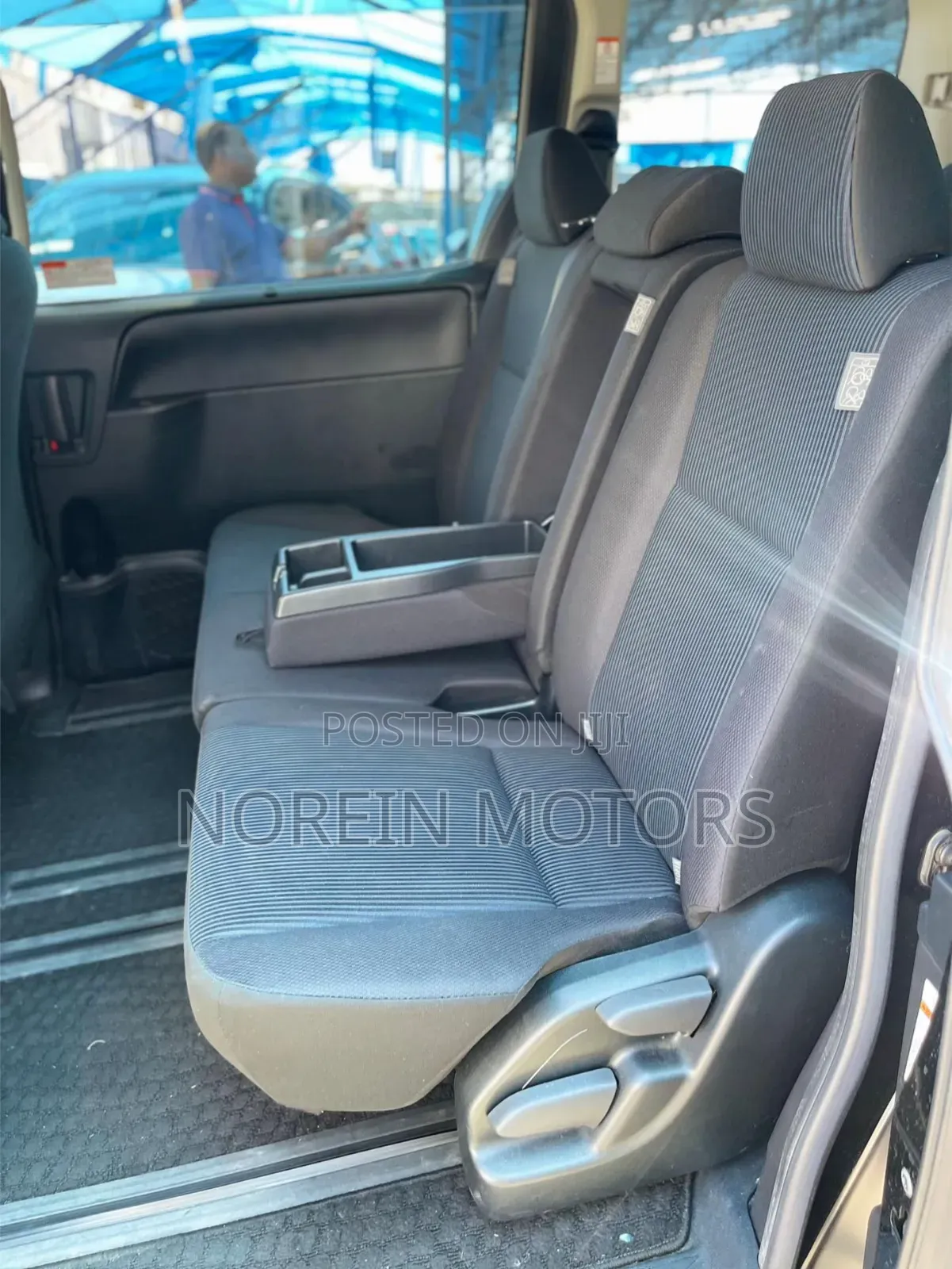 Toyota Noah 2020 Matt Black