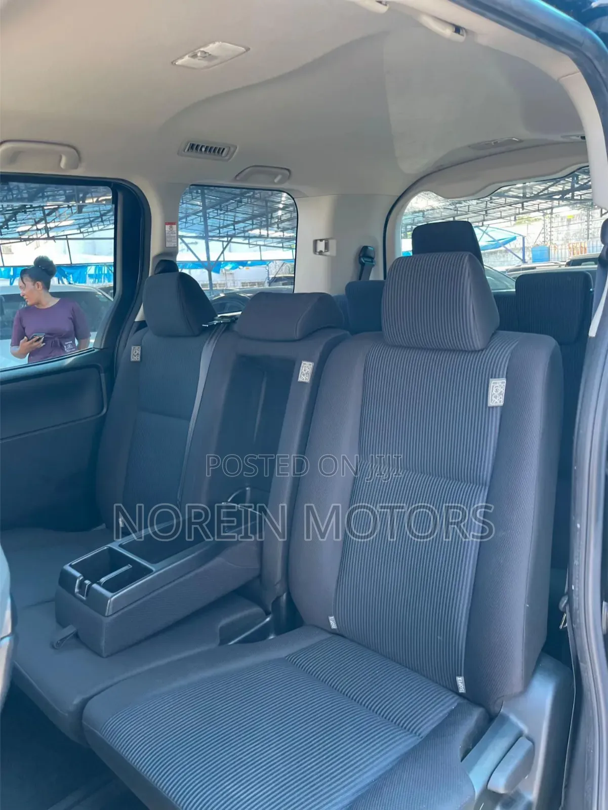 Toyota Noah 2020 Matt Black