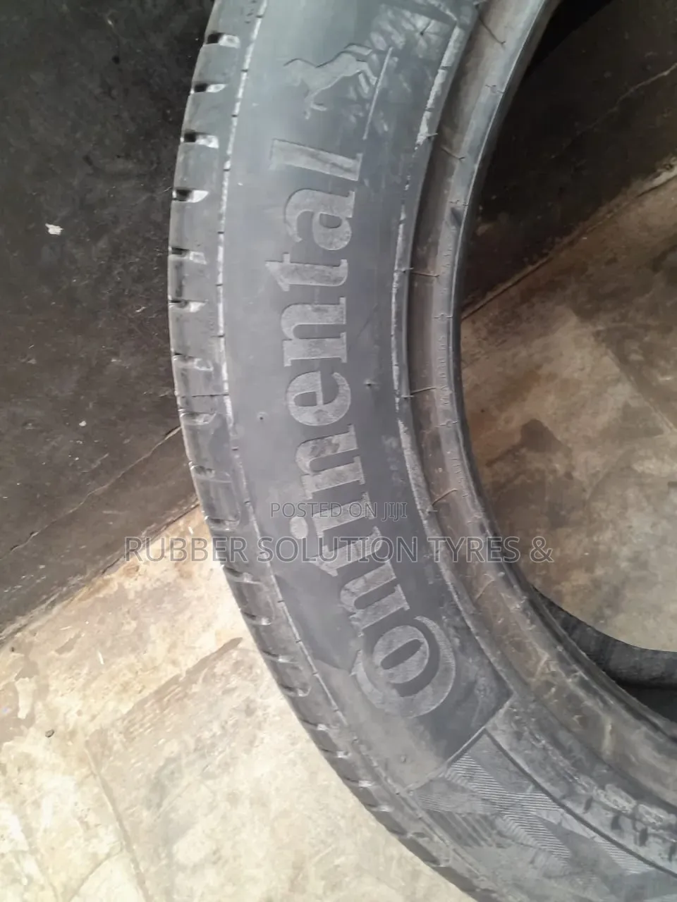 235 /55 R17 Continental Tyres Ultra Contact
